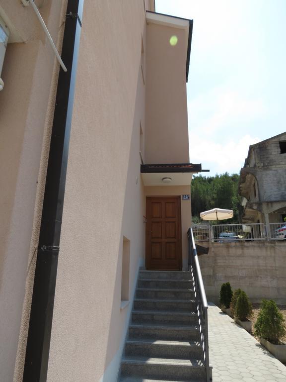 Apartments Ljubicic Podstrana Ngoại thất bức ảnh