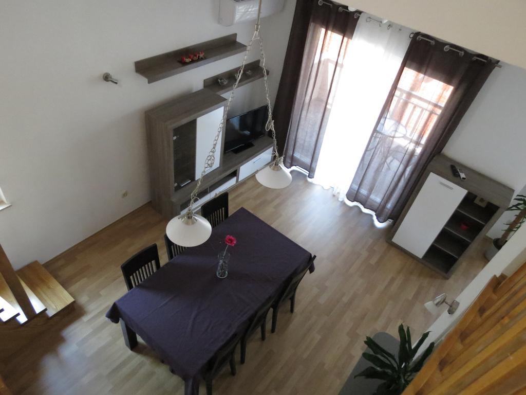 Apartments Ljubicic Podstrana Phòng bức ảnh