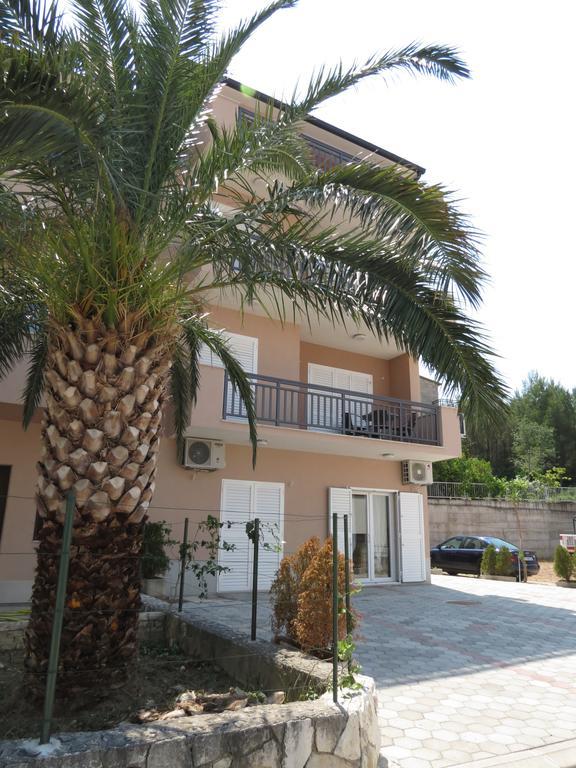 Apartments Ljubicic Podstrana Ngoại thất bức ảnh