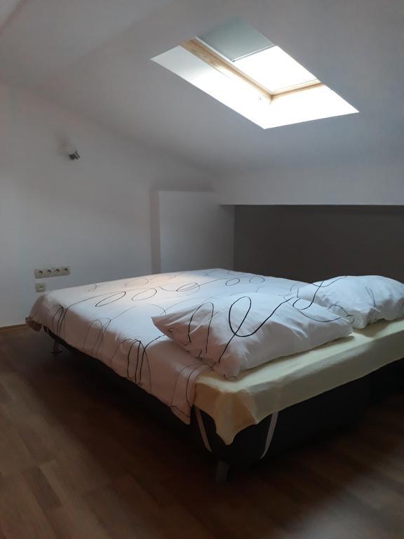 Apartments Ljubicic Podstrana Ngoại thất bức ảnh